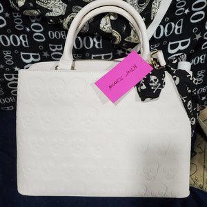 Cream Betsey Johnson skull purse